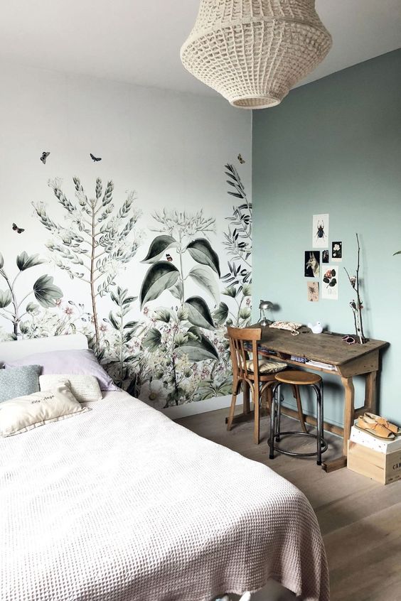 papier peint végétal dans chambre à couleur peinture pastel