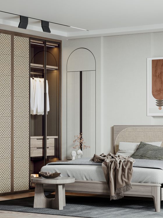 Feng shui dans une chambre avec mobilier en bois clair et éclairage discret