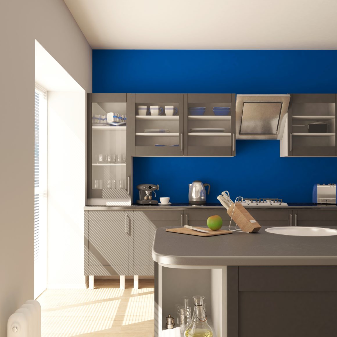 mur d'accent peint en bleu a cote d'une fenetre pour preserver la luminosite