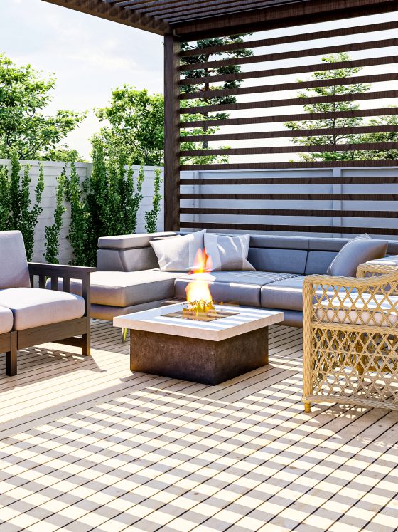 Terrasse moderne en bois : pergola, canapé d'angle, fauteuil en rotin, table basse et plantes