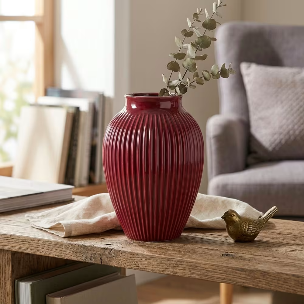 Vase rouge bordeaux en céramique