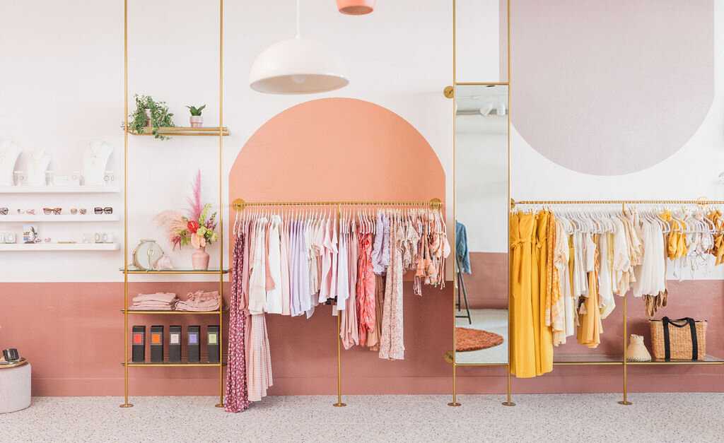 Comment réussir une décoration intérieure de boutique originale ?